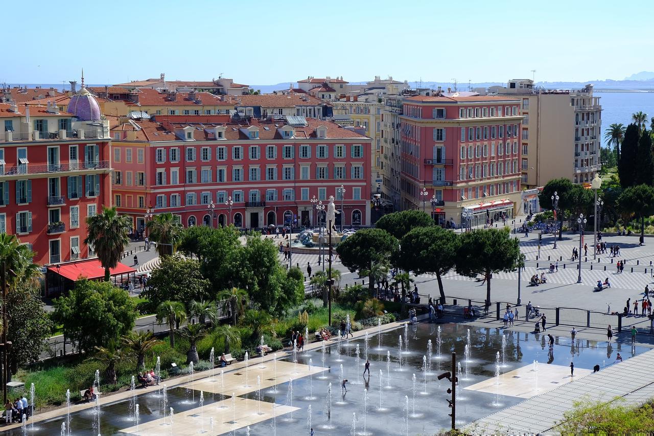 Nestor&jeeves - California - - Very Close Sea * Nizza